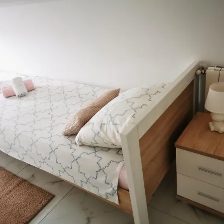 Filip 2 Apartamento *