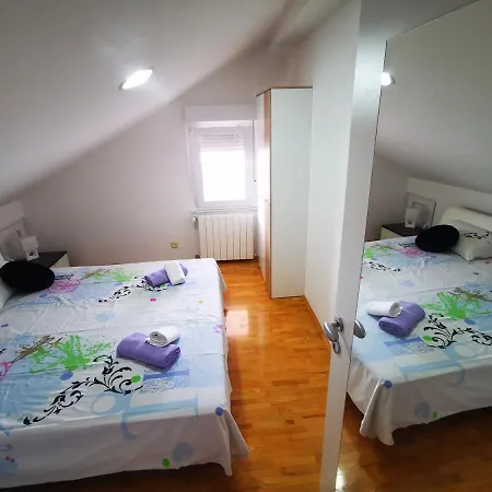 Filip 2 * Pula